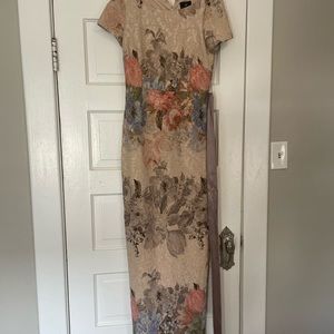 Size 4 dress - Adrianna Pappell